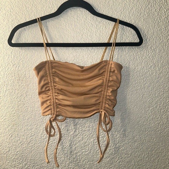 Small tan tank top - Picture 2 of 4